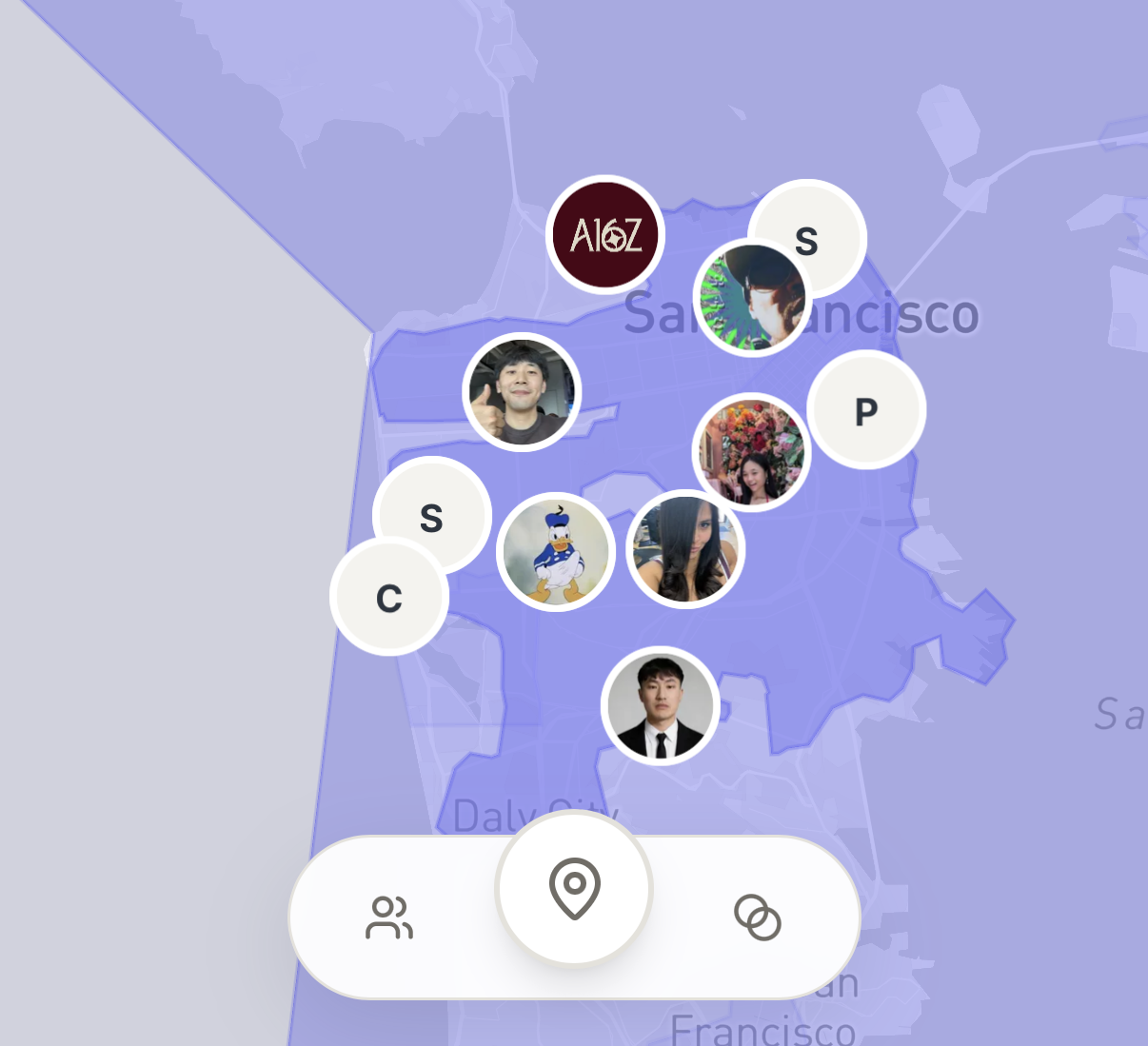 Lolo map centered on San Francisco with people visible and the Circles icon in the bottom navigation.